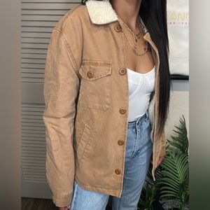 Women’s BNWT XSmall CottonOn Tan Sherpa Trucker Jacket 
Vintaged Remastered.